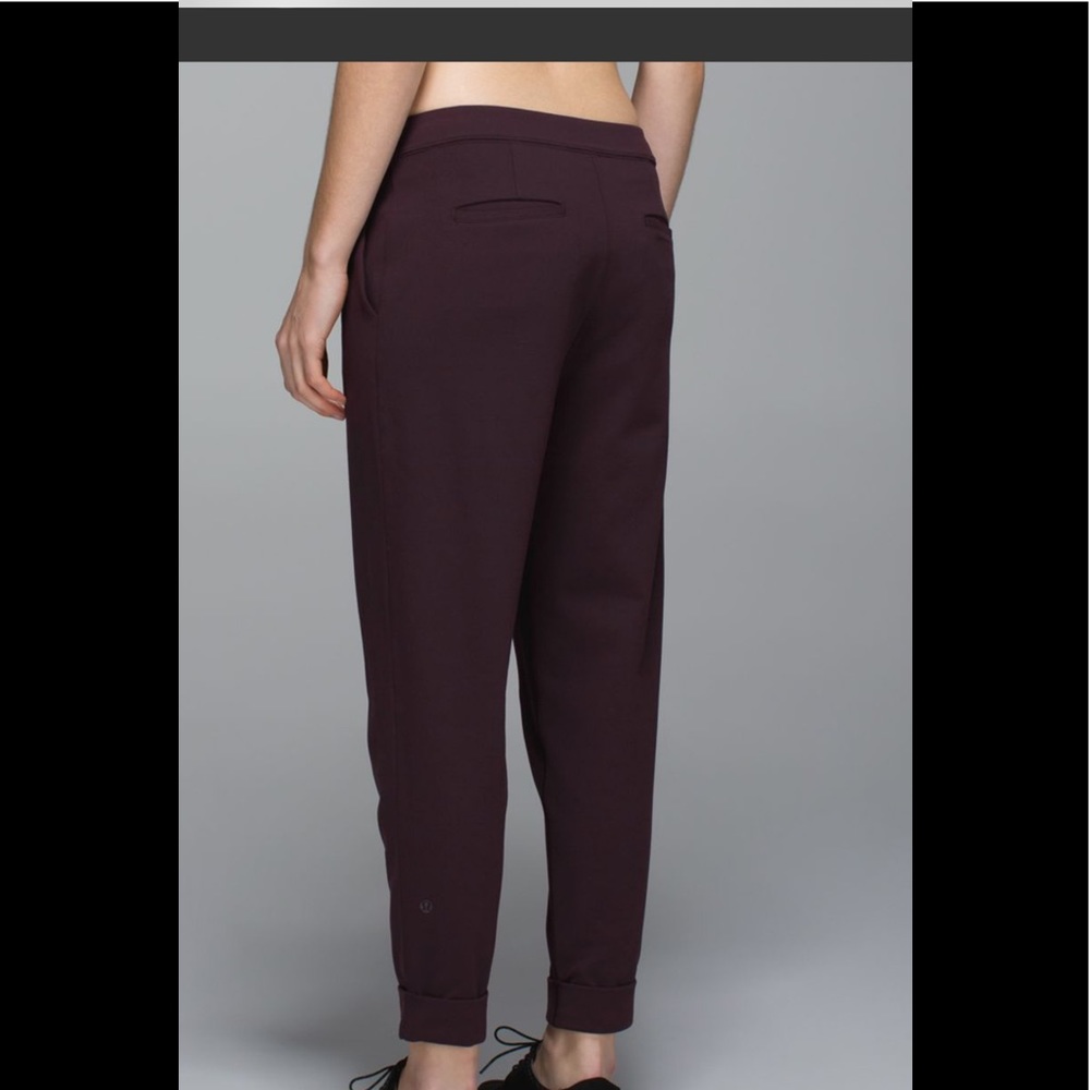 Lululemon Jet Crop